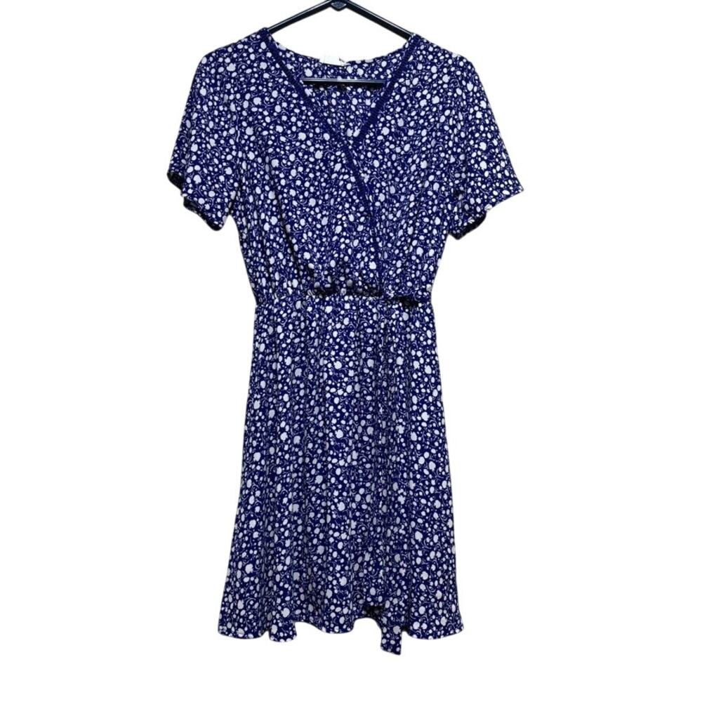 Sienna Sky Blue White Floral Wrap Mini Dress Medium Short Sleeve Button Waist